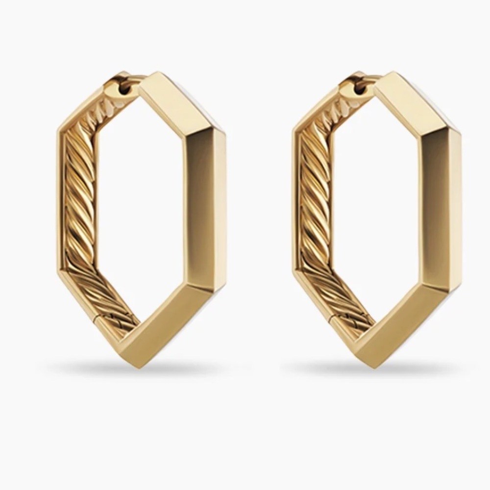 David Yurman Carlyle™ Hoop Earrings
18K Yellow Gold, 26mm